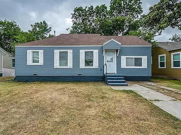 1st image of 3913 Locke Ave