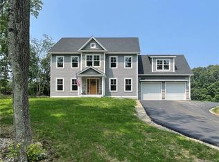 5 Greenwich Pl, Colchester, CT 06415