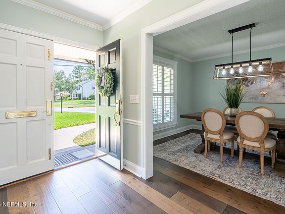 3rd image of 5001 WATER OAK Lane