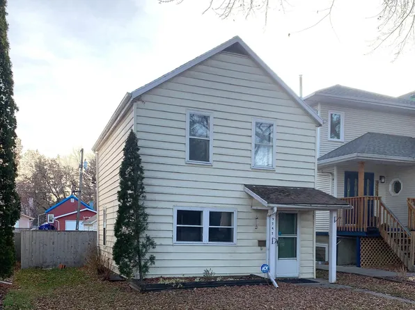 9747 90th Ave NW, Edmonton, AB T6E 2S8