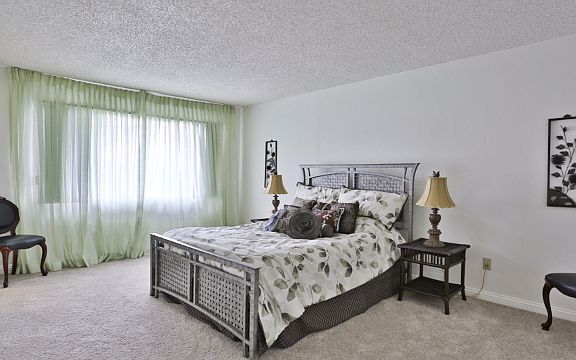 4th image of 6387 Sapphire St