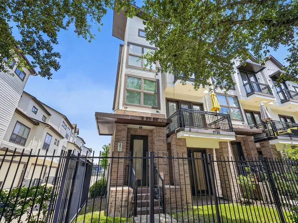 2811 Clay St, Houston, TX 77003