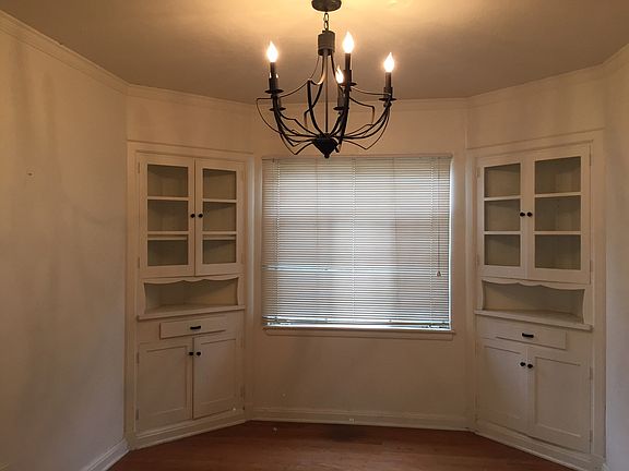 2nd image of 1028 N Broadway St