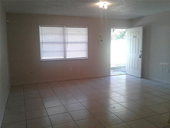 5th image of 1033 Crestview Ave
