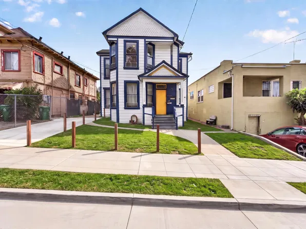 2440 12th Ave, Oakland, CA 94606