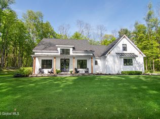 15 Hovey Rd, Greenfield Center, NY 12833