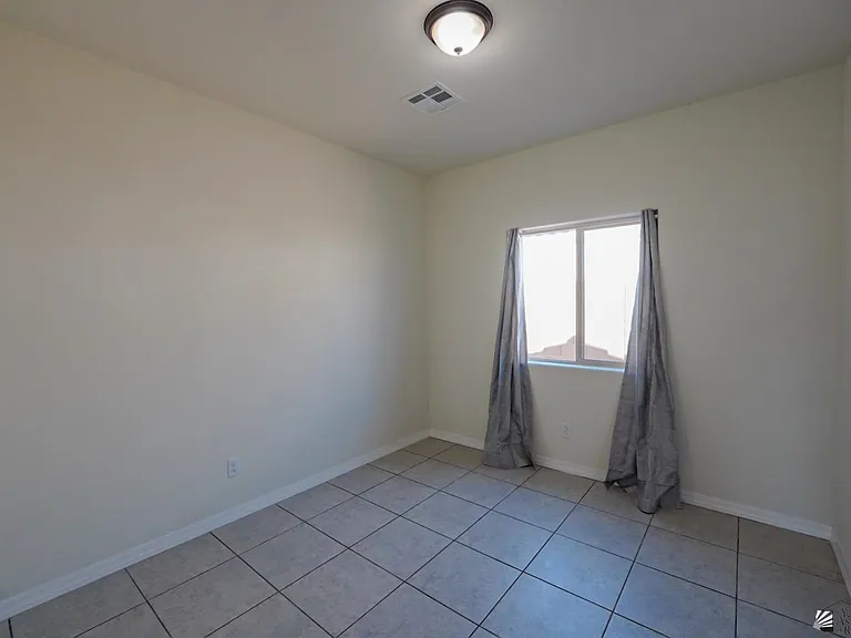 3490 S Sage Ave — Photo 16