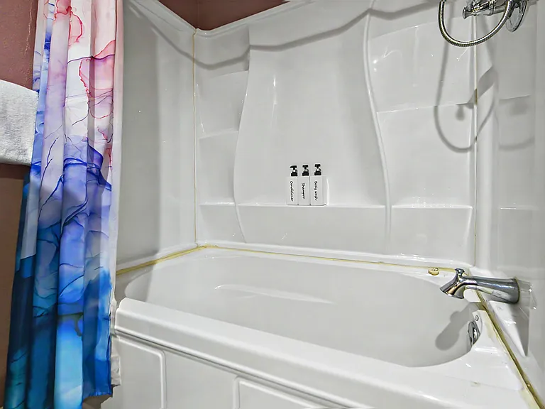 2402 Desert Willow Dr — Photo 25