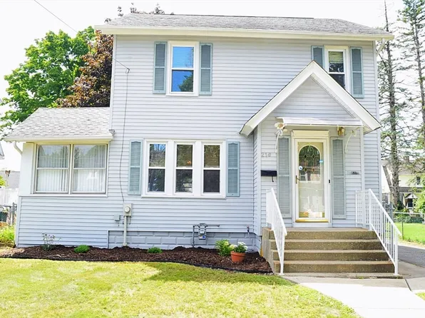 218 Osborne Ter, Springfield, MA 01104
