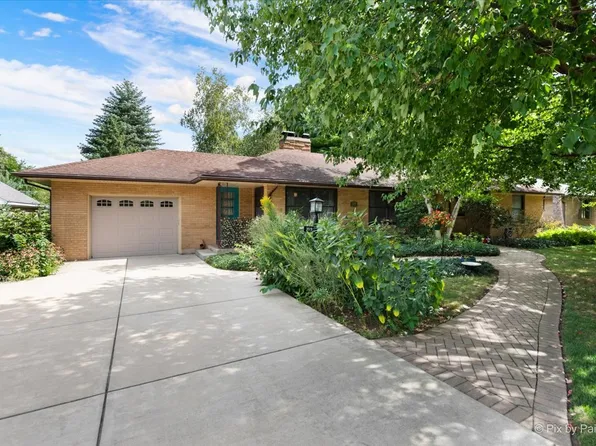 359 Wing Park Blvd, Elgin, IL 60123