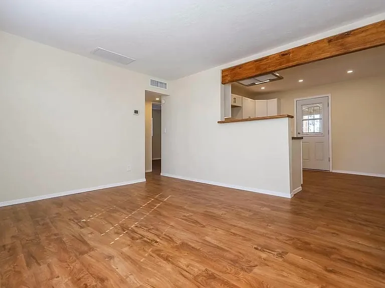 3733 E March Pl — Photo 3