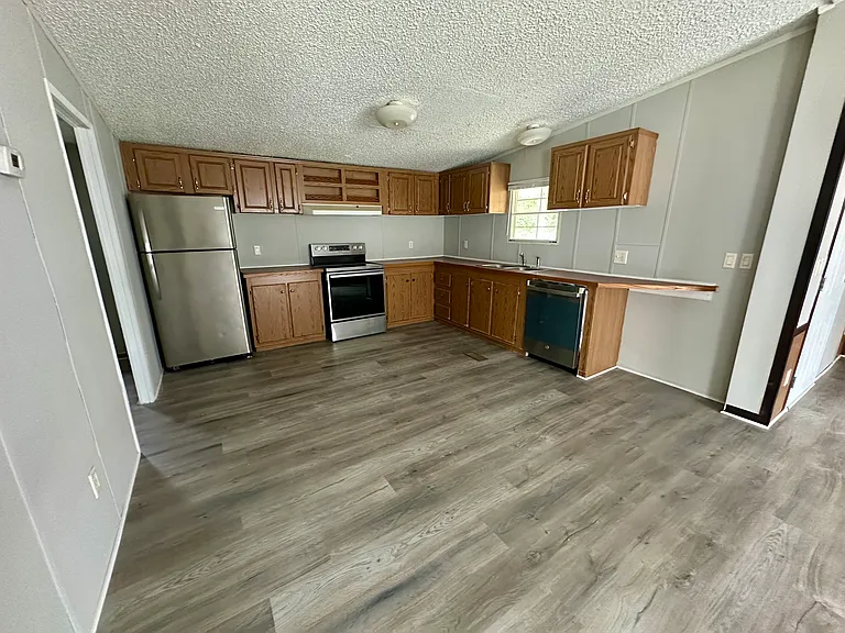 351 Keener Rd — Photo 4