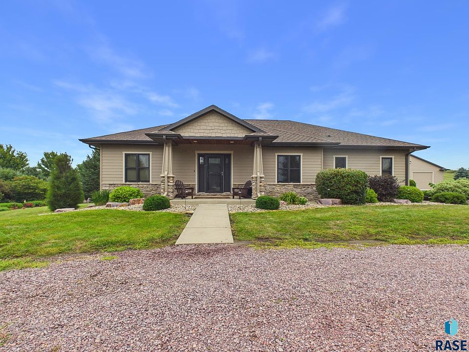 1st image of 26395 McHardy Cir
