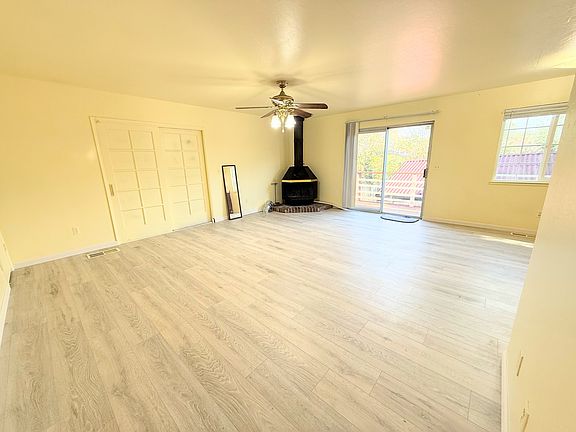 4th image of 282 Saint Charles St
