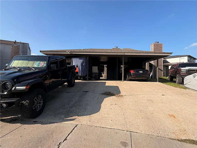 11618 Agua Dulce Creek Dr #B — Photo 15