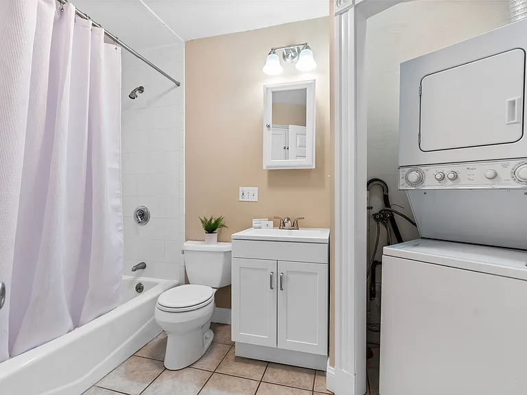 480 Medford St #4 — Photo 23