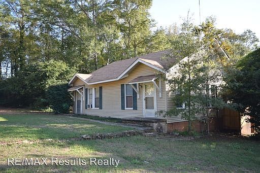 3rd image of 1353 1st St