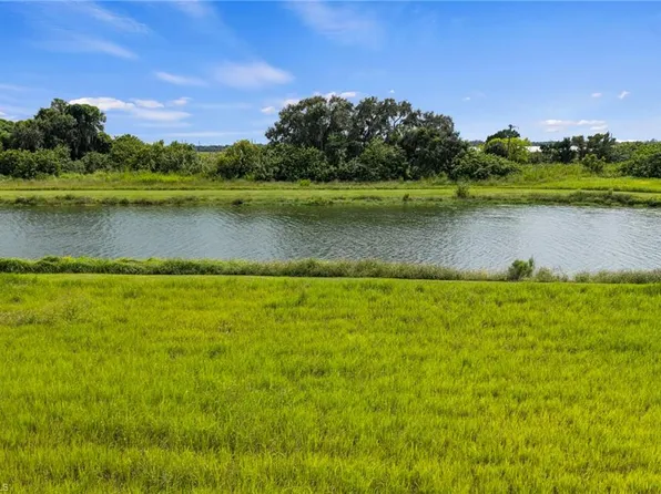 22710 Yellow Button LN, ALVA, FL 33920