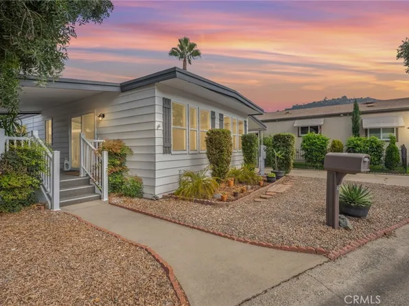 8975 Lawrence Welk Dr Spc 64, Escondido, CA 92026