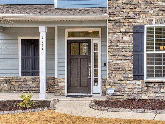 4th image of 1723 Davenport Drive