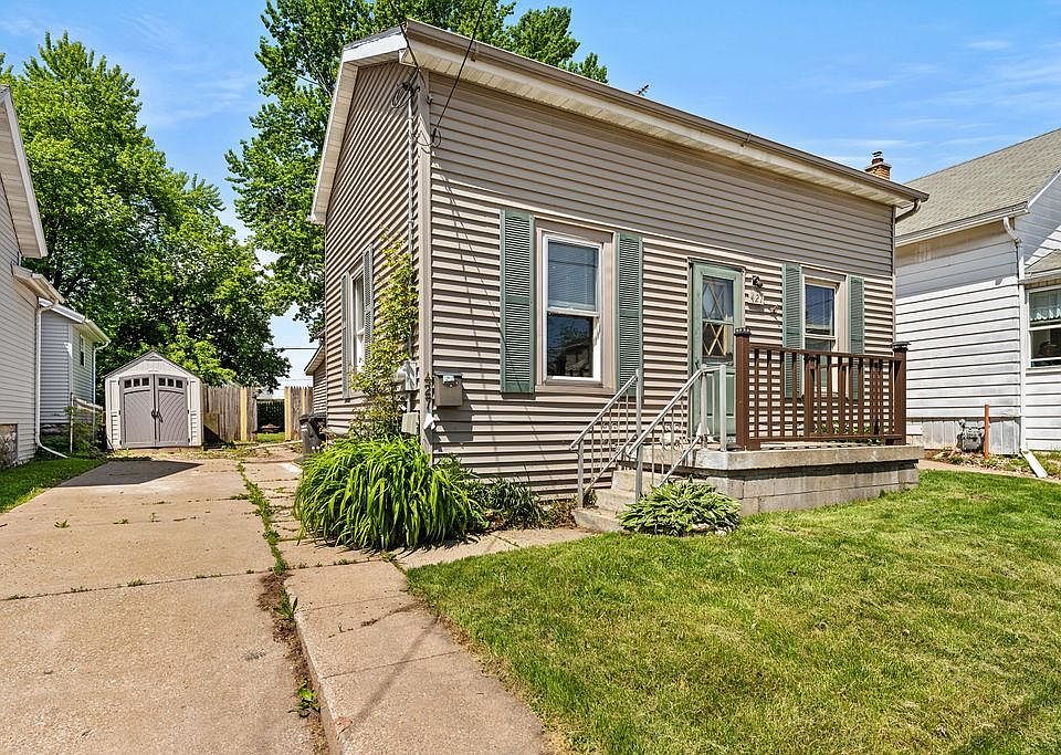 427 Bowen St, Oshkosh, WI 54901 Zillow