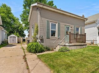 427 Bowen St, Oshkosh, WI 54901