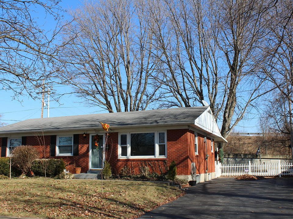 1st image of 2603 Woodsdale Ave
