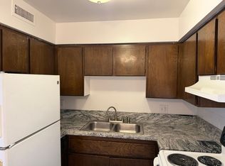 595 S Royal Crest Cir Unit 6, Las Vegas, NV 89169