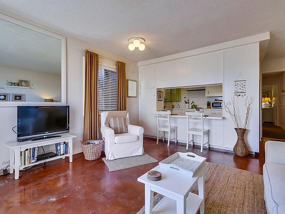 5th image of 3532 Bayside Walk