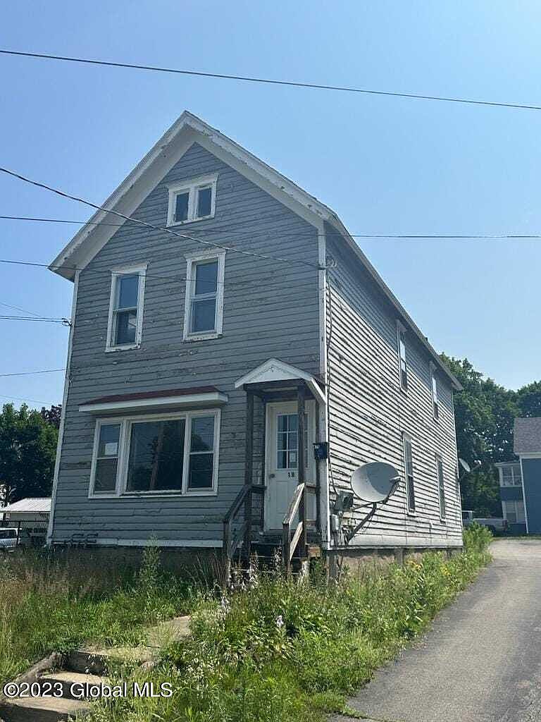 18 Maple Avenue, Gloversville, NY 12078 Zillow