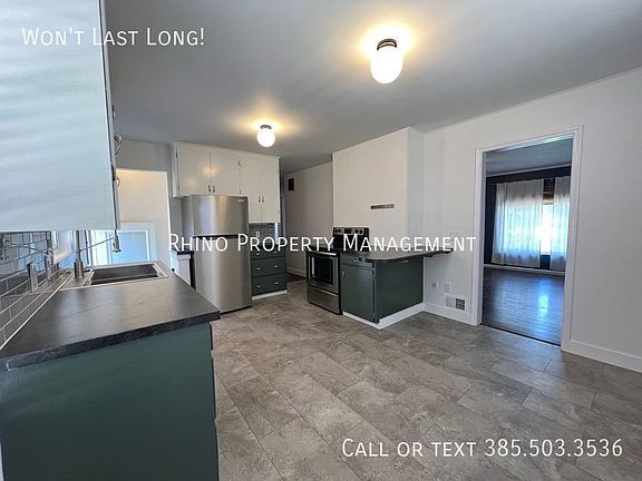 2nd image of 3023 Van Buren Ave #A