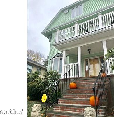 36 Lombard Ter. #1 Arlington Shared Unit Photo 1