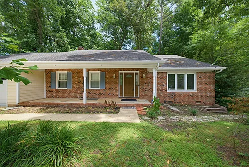 1003 Manchester Dr Photo 1