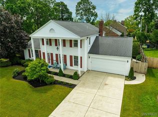 87 Old Spring Ln, Buffalo, NY 14221