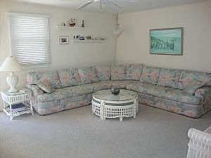 4th image of 17 86th St #1