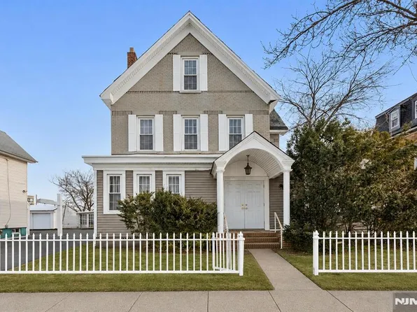 118 Hudson St, Hackensack, NJ 07601