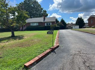 4808 Allenshaw Dr, Henrico, VA 23231