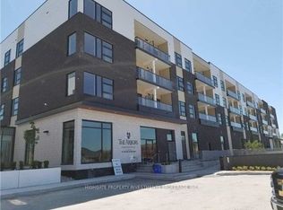 555 William Graham Dr #417, Aurora, ON L4G 3H9