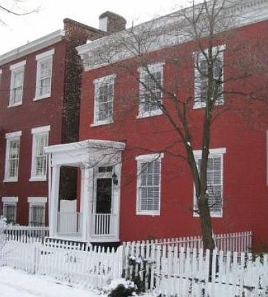 2nd image of 505 W Clay St