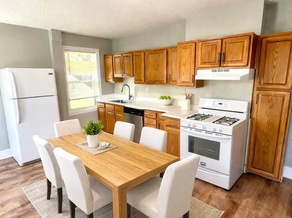 40 Brown St #38, Waltham, MA 02453