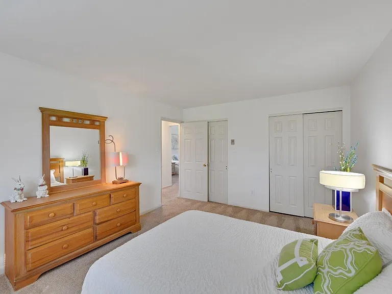 Blair Mill Village West Apartment Homes — Photo 15
