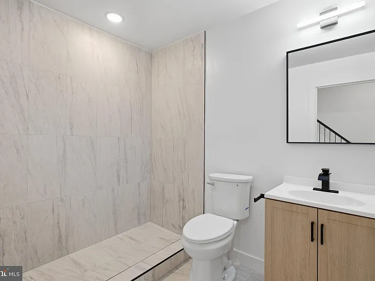 3931 Fairmount Ave #3 — Photo 16