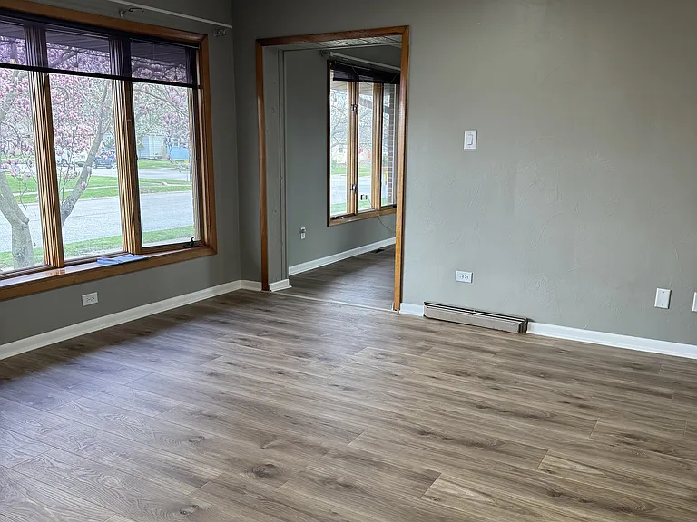 8944 Erie St — Photo 2