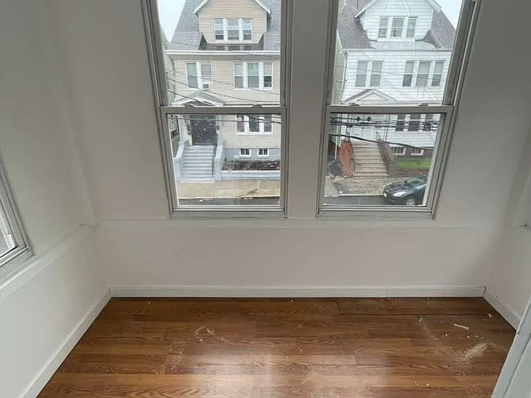 168 Schuyler Ave #2F — Photo 9