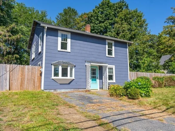 63 Central St, West Brookfield, MA 01585