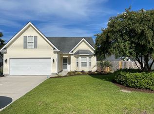 520 Maple Branches Dr SE, Belville, NC 28451