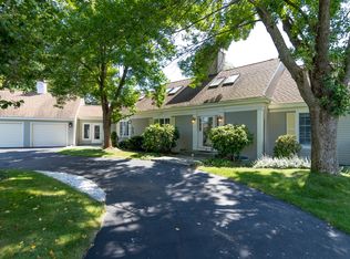 5 Exeter Falls Dr, Exeter, NH 03833