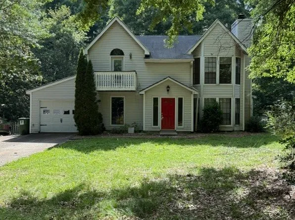 210 Mimosa Dr, Fayetteville, GA 30214