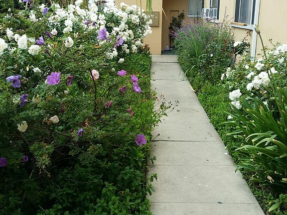 2nd image of 1252 S La Jolla Ave APT 4