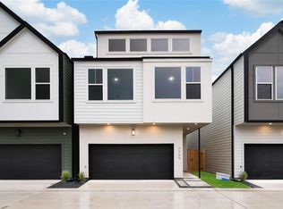 7705 Inwood Grove Ln, Houston, TX 77088